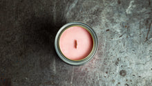 Load image into Gallery viewer, Motul 800 2T Scented Candle